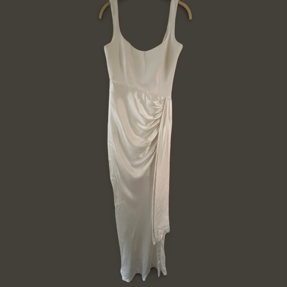 Cinq à Sept MARIAN GOWN in Ivory NWT Size 4 - Picture 5 of 16